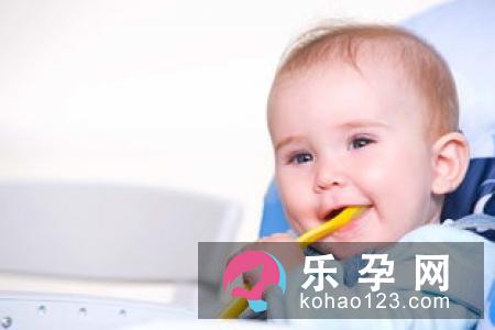 宝宝几个月可以吃米粉 怎么冲