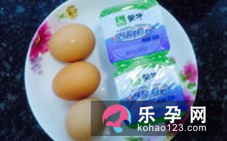 宝宝喝酸奶不能吃什么 能吃鸡蛋吗