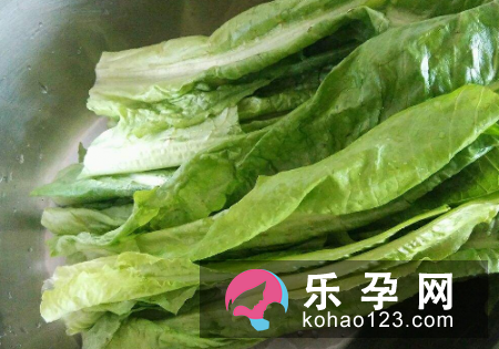 婴儿放屁多正常吗 多大可以吃莴笋叶