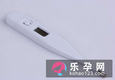 婴儿体温多少正常?怎样测:怎样给宝宝测体温了吗?妈妈必看!