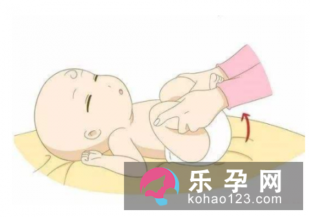 宝宝攒肚正常吗 和便秘的区别