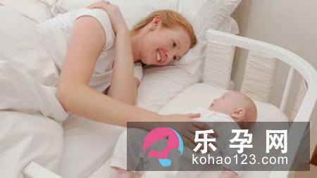 孕妇睡觉宝宝也在睡觉吗 左侧睡好还是右侧睡好