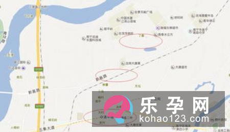 壮锦最适合做被面、褥面、背包、围裙和台布等