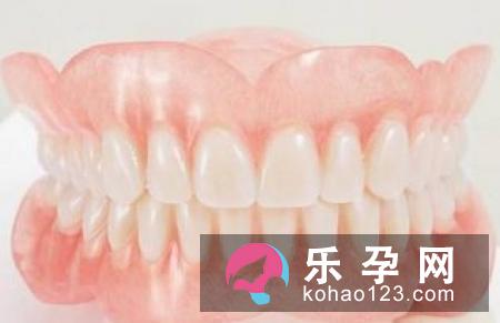 宝宝乳牙什么时候脱落 怎么处理