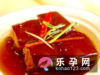 囫囵啃石榴打一成语 老太婆啃窝头谜底是什么