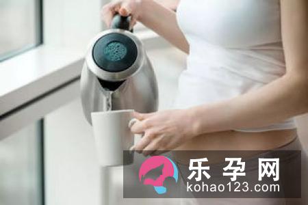 羊水早破自行紧急处理的方法