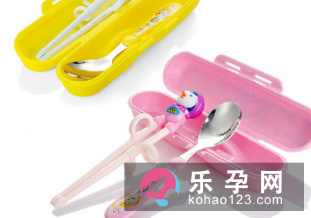 婴儿勺子什么牌子的好 什么时候可以用
