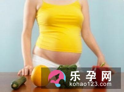 民间有产时吃桂圆鸡蛋或桂圆汤增力气、补气血的风俗