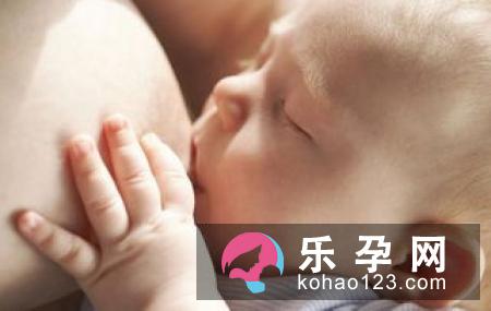 晚剪脐带2分钟有利婴儿健康