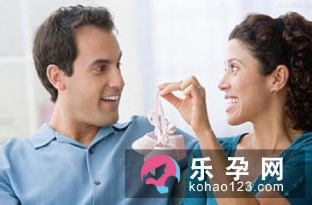 想要生男孩的准爸爸,至少要在妻子怀孕前三个月,易生女孩