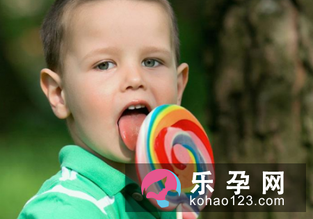 小孩子胆小怕生的原因 怎么办