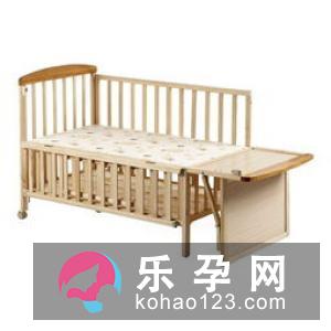 婴儿床如何与大床连接 买二手的好吗