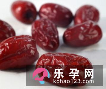 给宝宝打襁褓有什么好处 和蜡烛包有什么区别