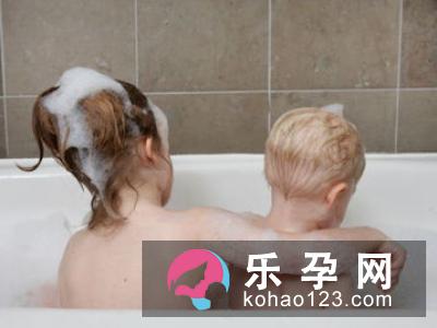 电动摇篮对宝宝好不好 好处和坏处有哪些