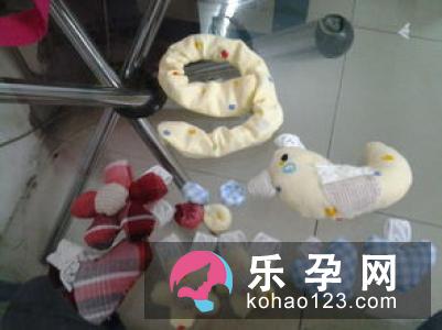 宝宝多大能玩摇铃 如何制作