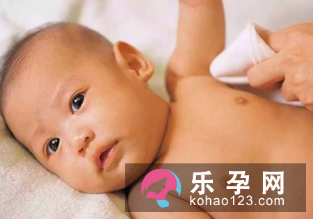 怎样判断宝宝睡眠质量佳 夜间发热怎么办