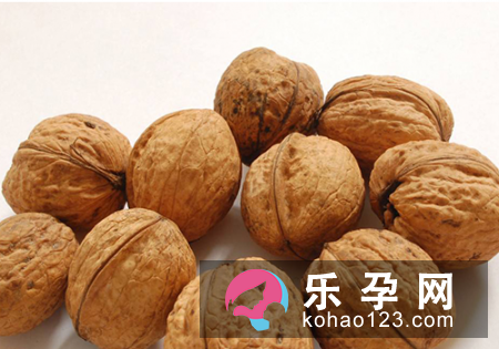 哺乳期能吃核桃吗 对头发有什么好处
