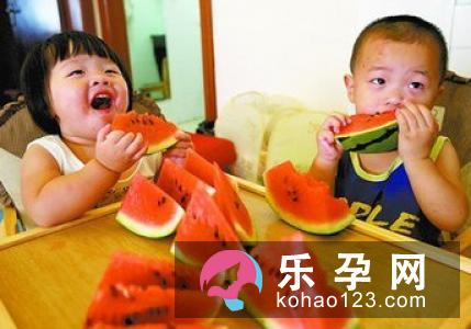 宝宝夏天可以吃西瓜吗 多大可以吃