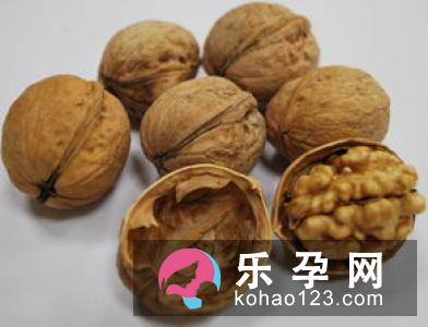 哺乳期能吃核桃吗 对头发有什么好处