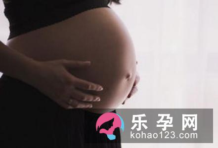 孕妇吃西瓜能补充羊水吗 一天吃多少合适