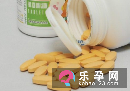 叶酸和牛奶能一起吃吗 能和维生素b一起吃吗
