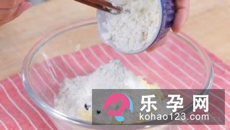 宝宝多大可以吃蓝莓?辅食的制作方法是怎样的