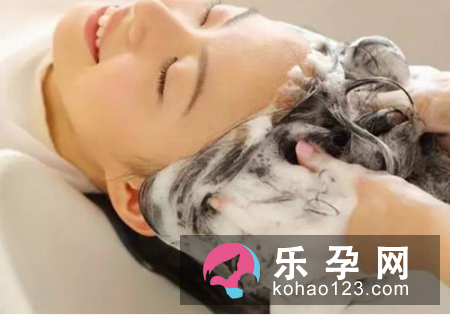 孕妇头发油啥原因 头发长会跟孩子抢营养吗