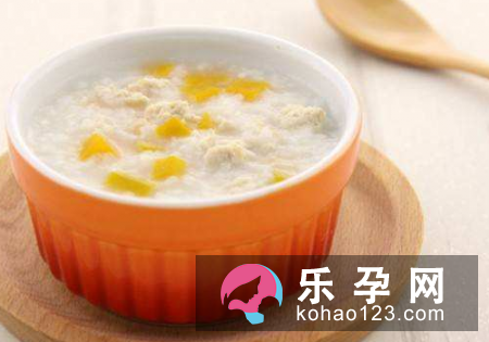 五个月宝宝可以吃辅食了吗 一天吃几顿辅食
