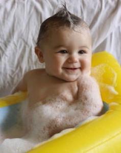 孕妇梦见月亮是什么意思 是生男生女