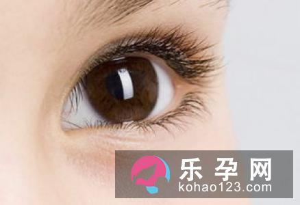 乳头内陷有白色分泌物是怎么回事 怎么喂养宝宝