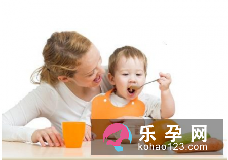 宝宝噎食急救误区有哪些 正确的急救方法