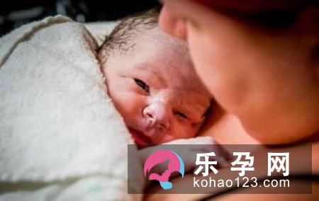 曝！高龄妈妈生女孩机率大