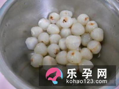 南非科学家:吃红肉和咸食快餐会生男孩