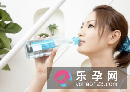 不吃早餐生女孩的可能性大