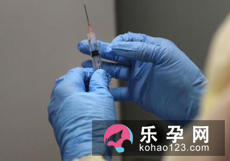 新生儿第一次打预防针是什么时候 贫血可以打吗