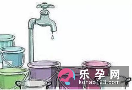 吸奶器有水影响储存吗 一次吸多长时间