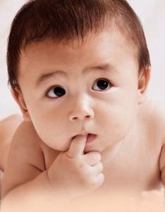 宝宝尿多是什么原因引起的 尿量多少正常