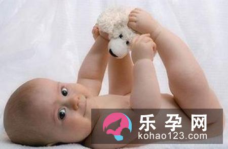 宝宝尿多是什么原因引起的 尿量多少正常